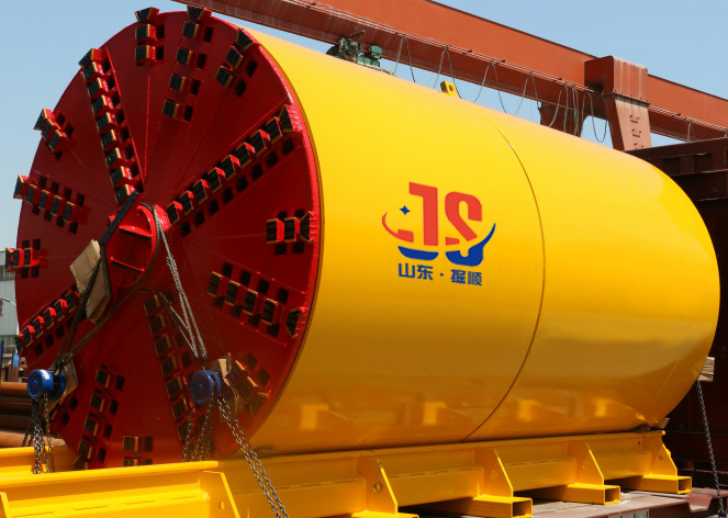 天津杜經(jīng)理訂購的泥水平衡頂管機(jī)發(fā)貨了